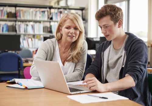 The Benefits of Group Tutoring for GCSE and IGCSE Exams